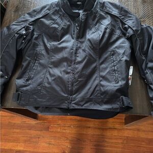 Fieldsheer women’s size 14 motorcycle jacket armored padded shoulder, back elbow